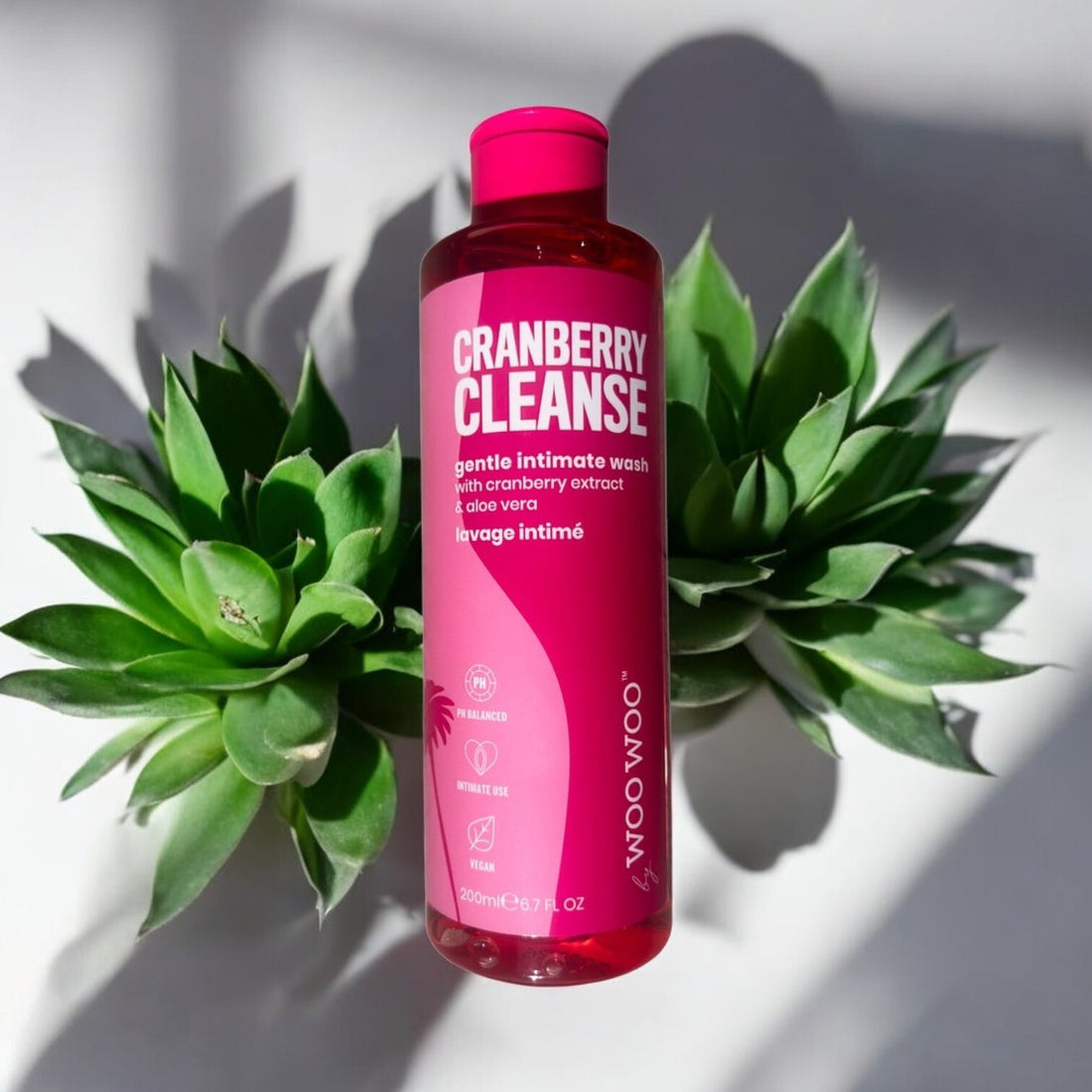 Cranberry cleanse, ph-balanced intimate wash with cranberry extract, lactic acid and aloe vera